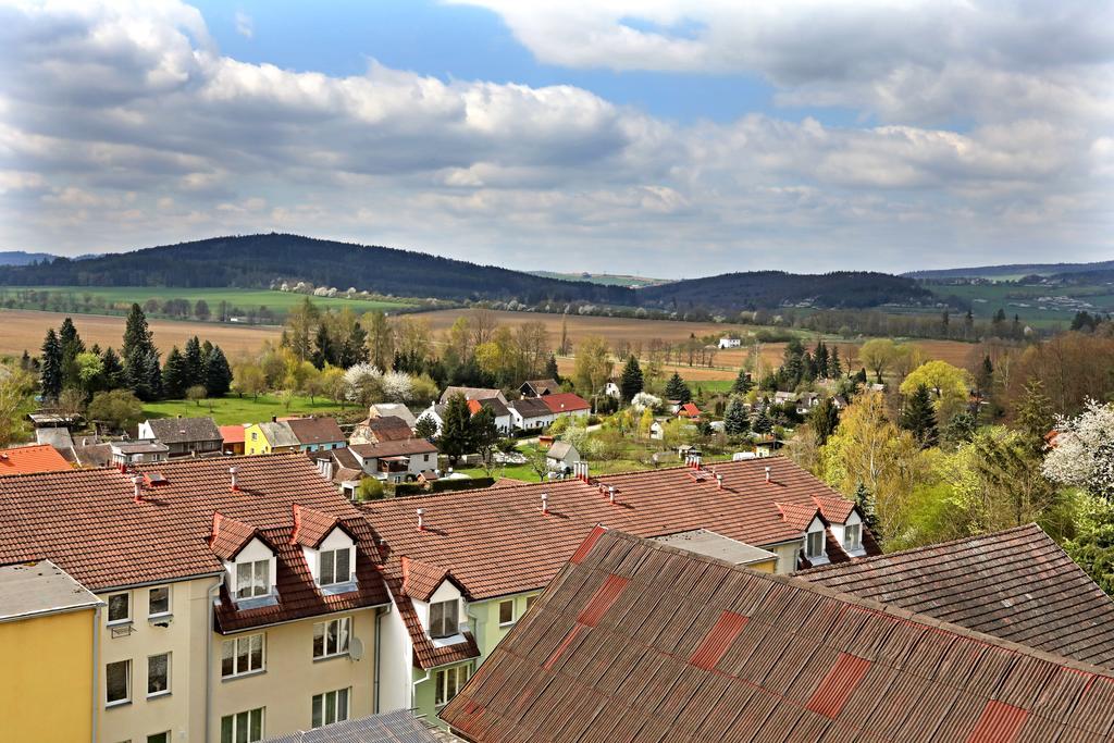 Hotel U Zeleneho stromu Nepomuk Buitenkant foto