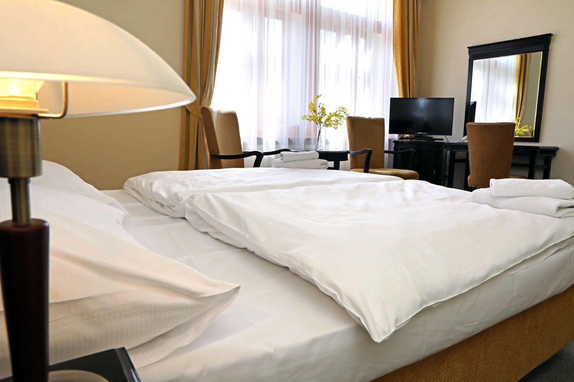 Hotel U Zeleneho stromu Nepomuk Buitenkant foto