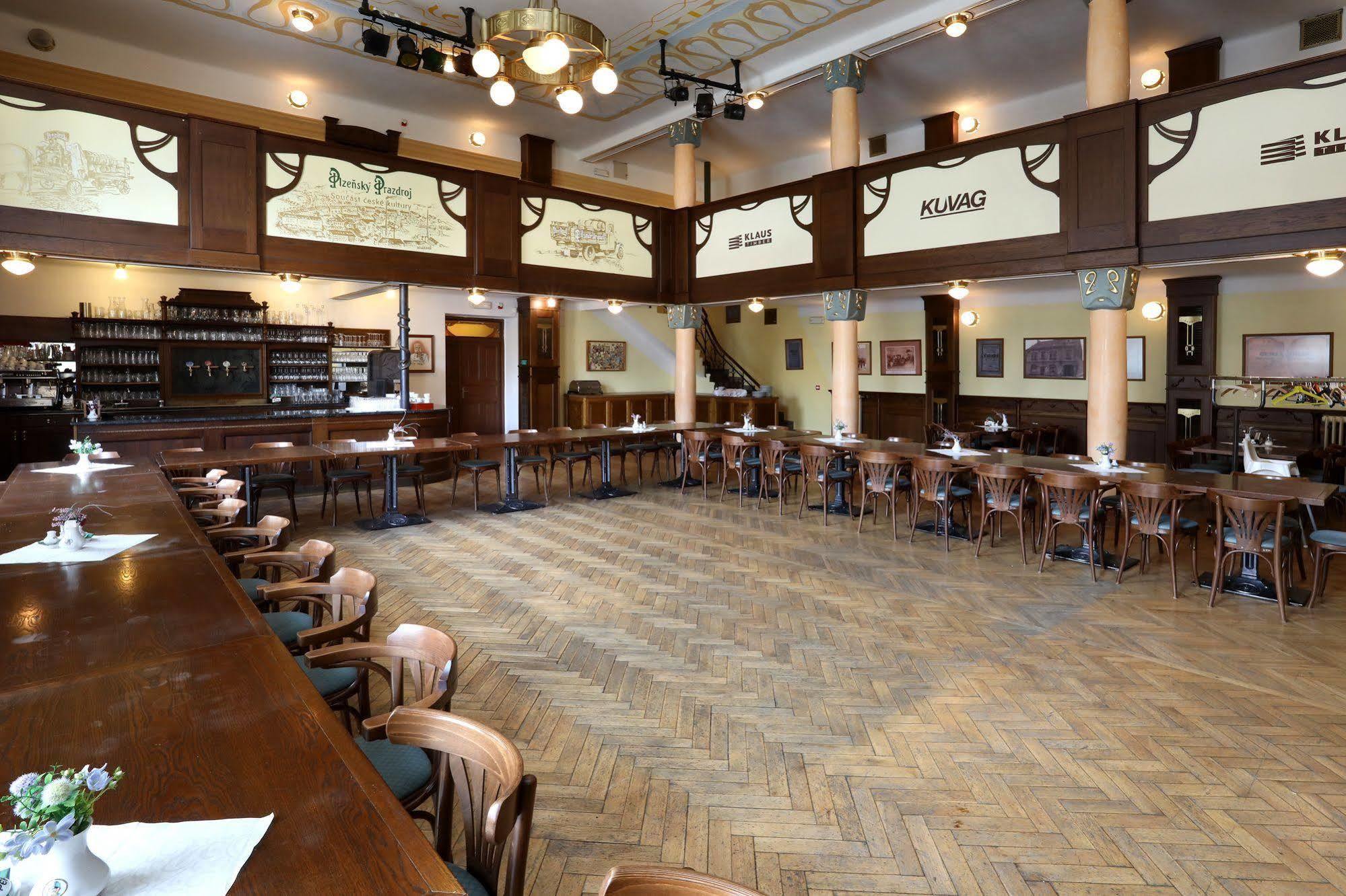 Hotel U Zeleneho stromu Nepomuk Buitenkant foto
